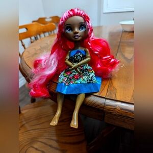 Rainbow High  Daria  Doll. GUC. 12 Inches. Posable Arm Hand And Legs